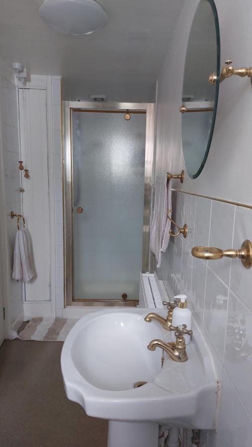 Bed and Breakfast Aroha Glastonbury Zewnętrze zdjęcie